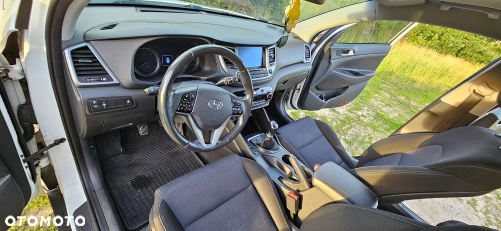 Hyundai Tucson 2.0 CRDi 2WD Trend - 16