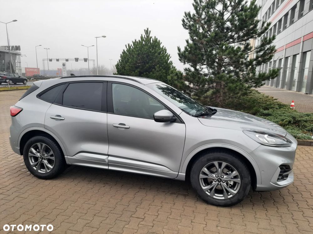 Ford Kuga 2.5P PHEV FWD ST-Line X - 9