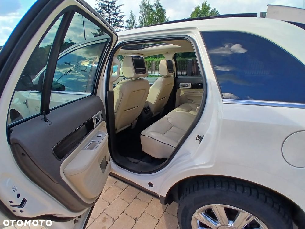 Lincoln MKX - 18