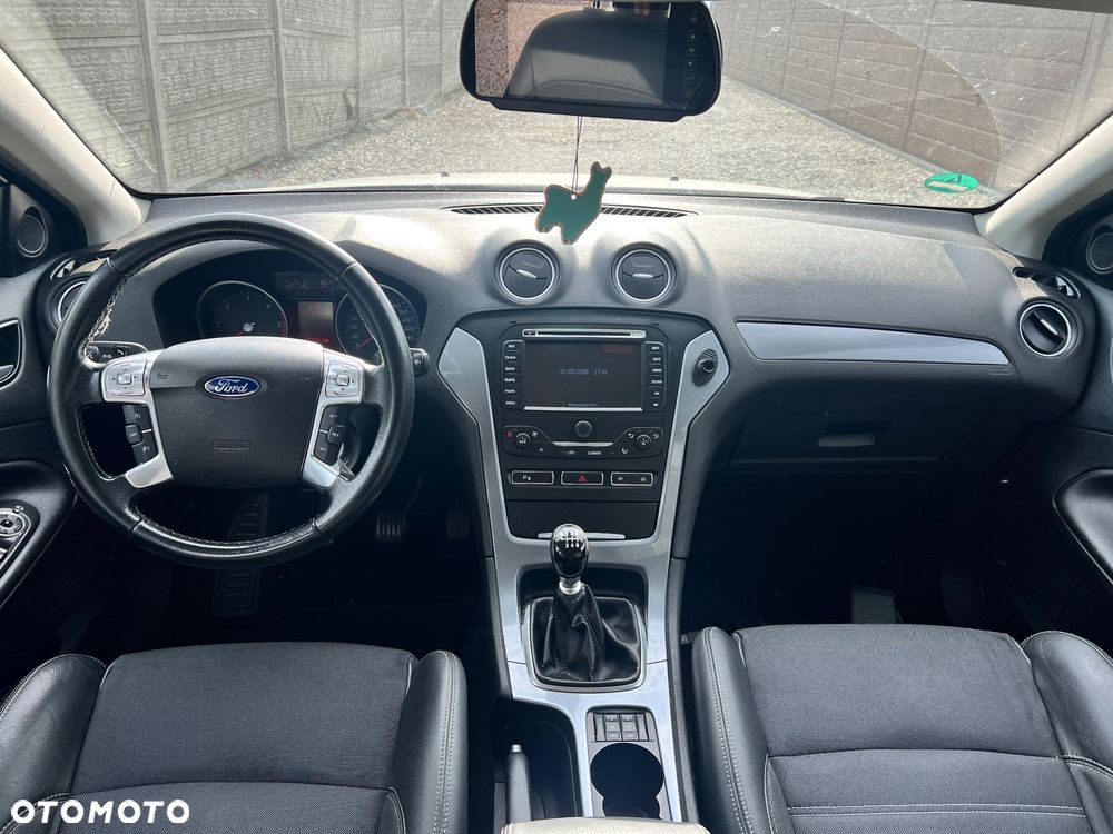 Ford Mondeo 2.0 TDCi Titanium - 15