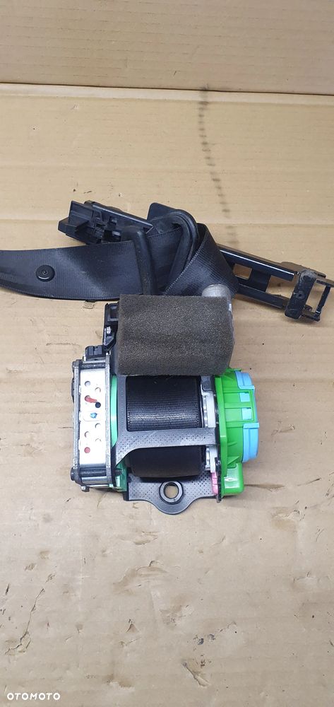 Pas bezpieczeństwa prawy przód przedni prawy Audi A4 B8 8K1857706K - 2