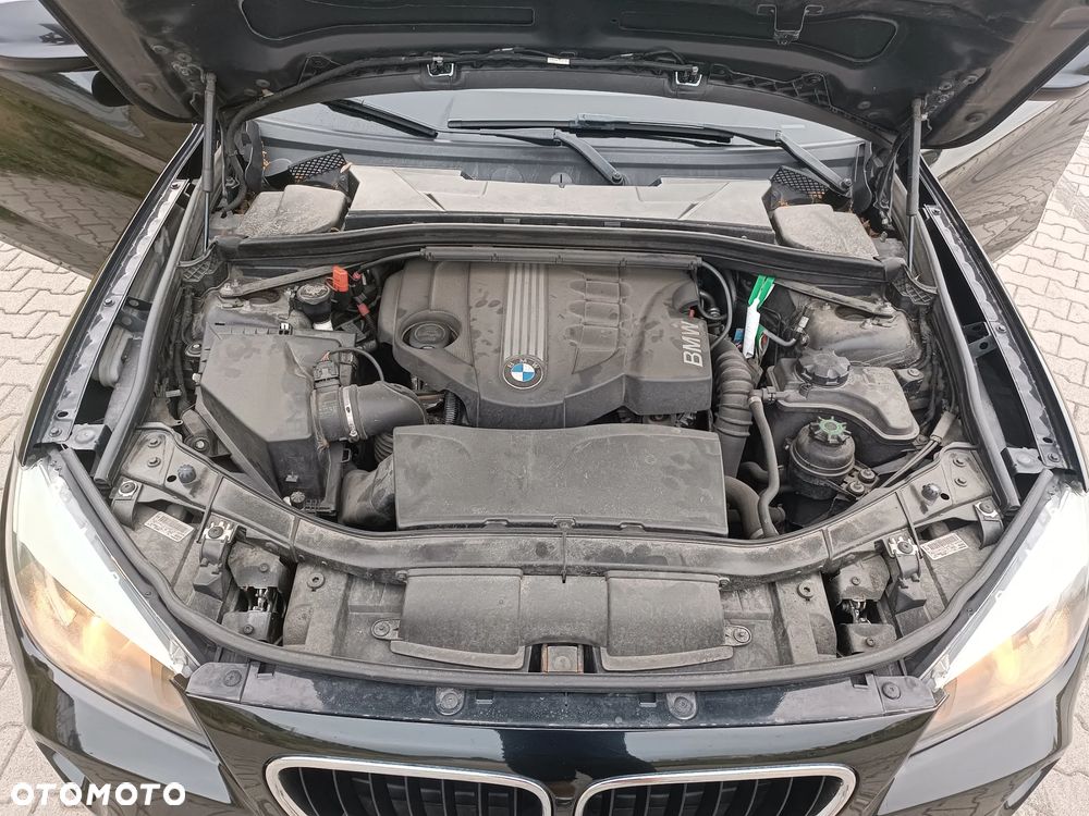 BMW X1 sDrive18d - 9