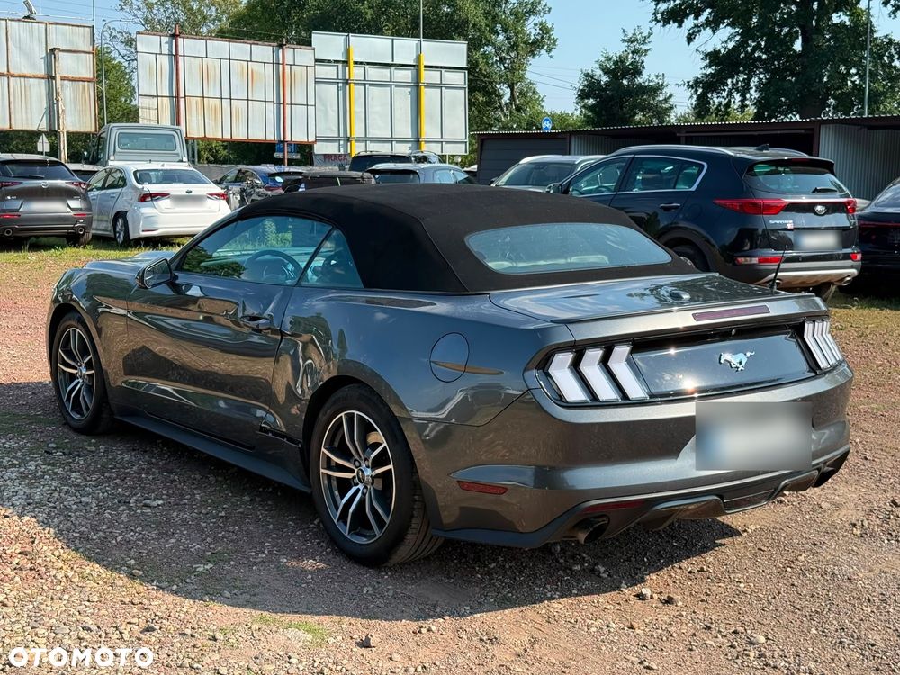 Ford Mustang 2.3 Eco Boost - 11