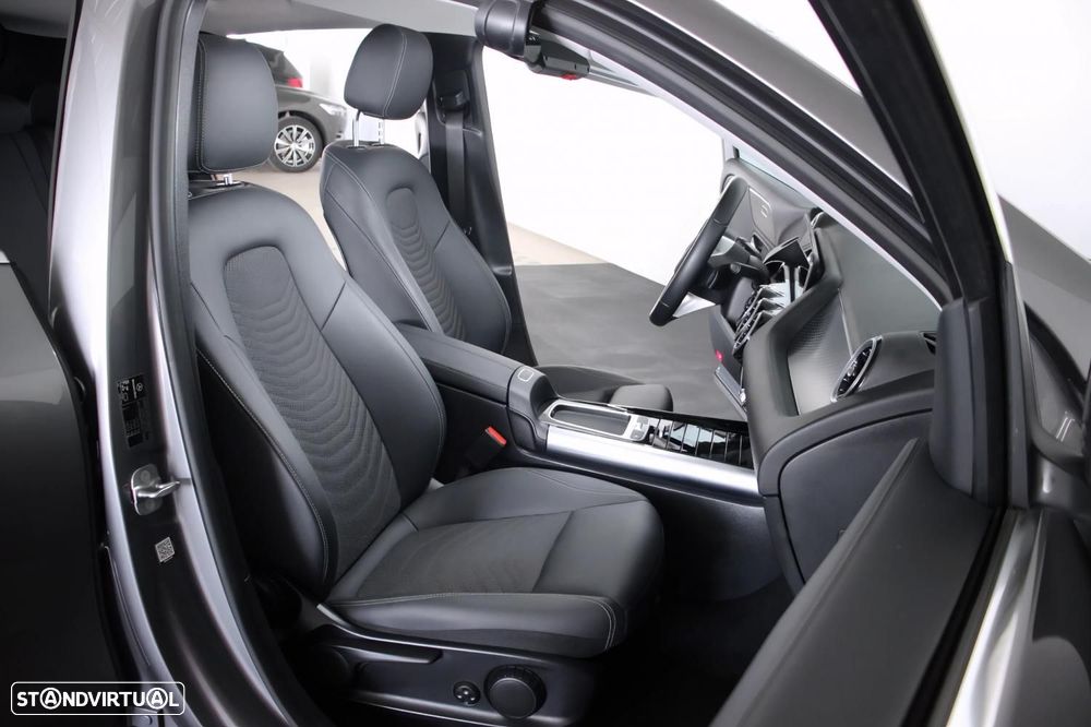 Mercedes-Benz GLA 200 Progressive - 13