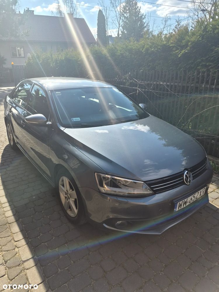 Volkswagen Jetta 1.4 TSI Comfortline - 2