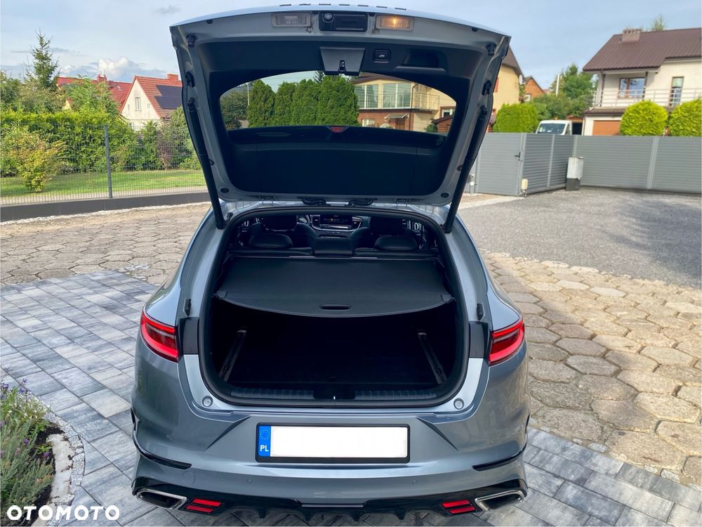 Kia ProCeed 1.6 T-GDI DCT7 OPF GT - 23