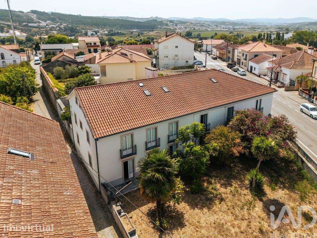 Casa / Villa T18 em Parceiros e Azoia de 764,00 m2 - Grande imagem: 2/27