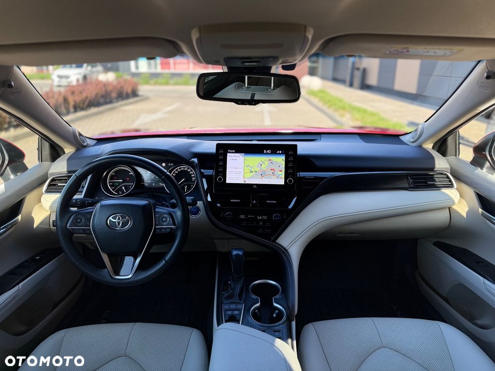 Toyota Camry 2.5 Hybrid Executive CVT - 11