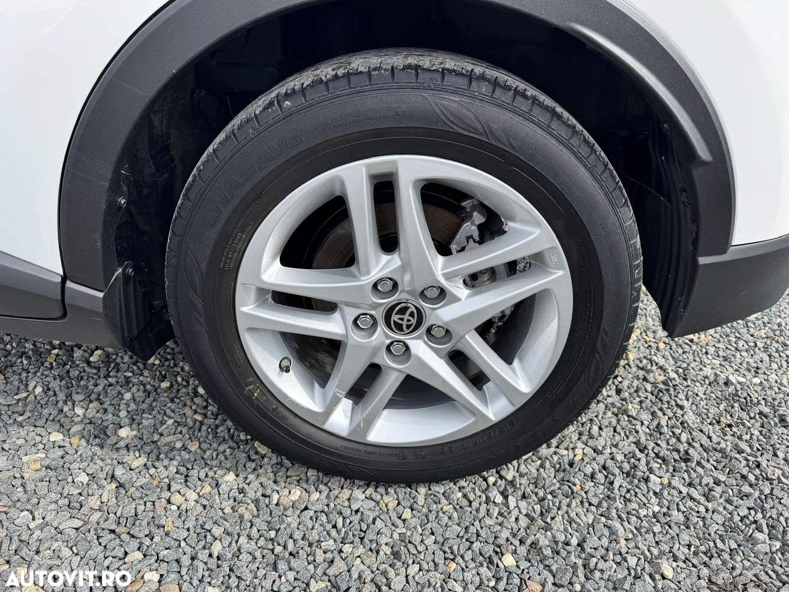 Toyota C-HR 1.8 HSD 122 CP 4x2 CVT Core - 6