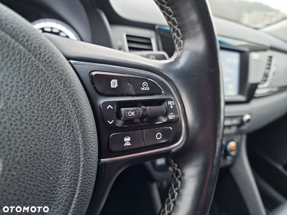 Kia Niro 1.6 GDI Plug-in Hybrid L - 27