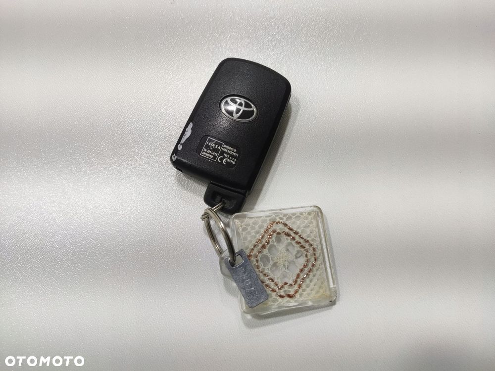 kluczyk pilot obudowa toyota auris ii e18 mr6302 2012-2018 - 2