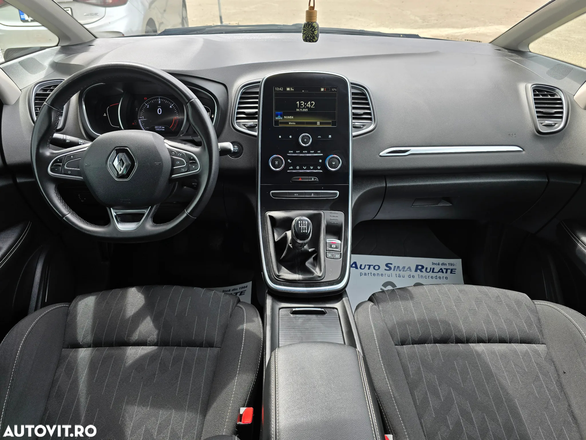 Renault Scenic BLUE dCi 120 LIMITED - 8