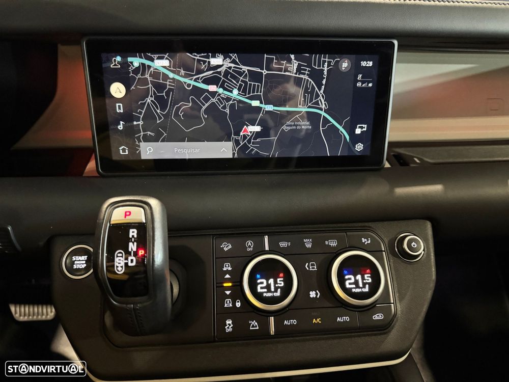 Land Rover Defender 3.0 I6 110 AWD X-Dynamic HSE - 22