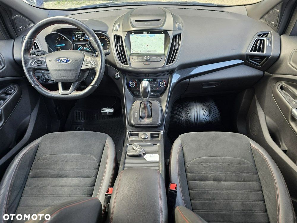 Ford Kuga - 10