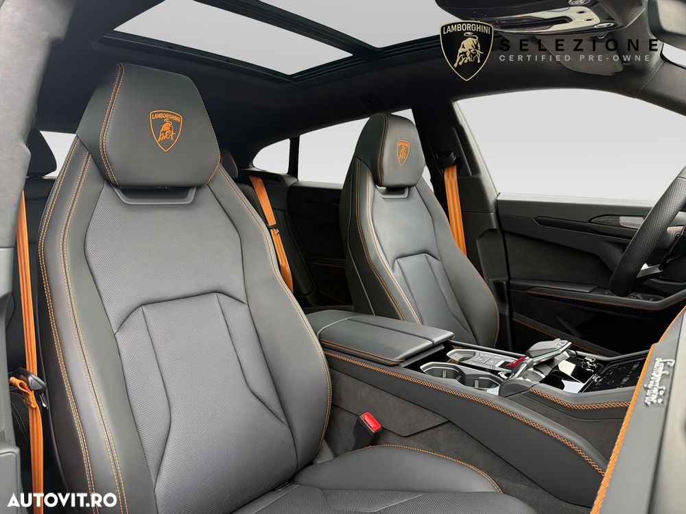 Lamborghini URUS - 14