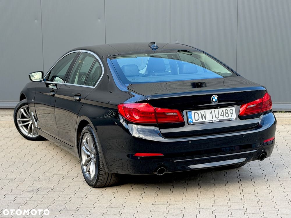 BMW Seria 5 520d xDrive Luxury Line sport - 6