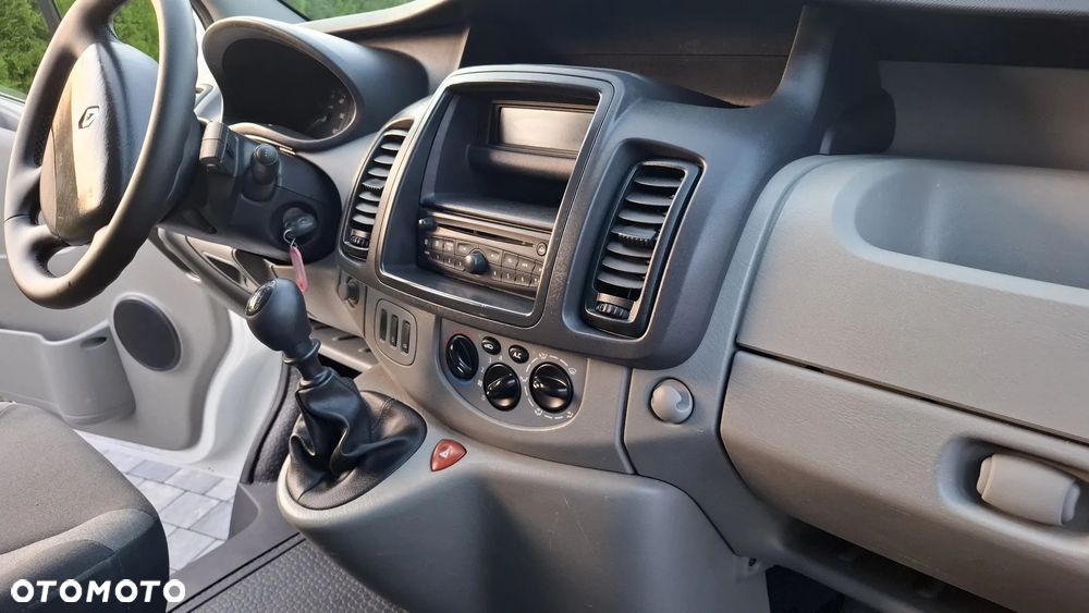 Renault Trafic - 18