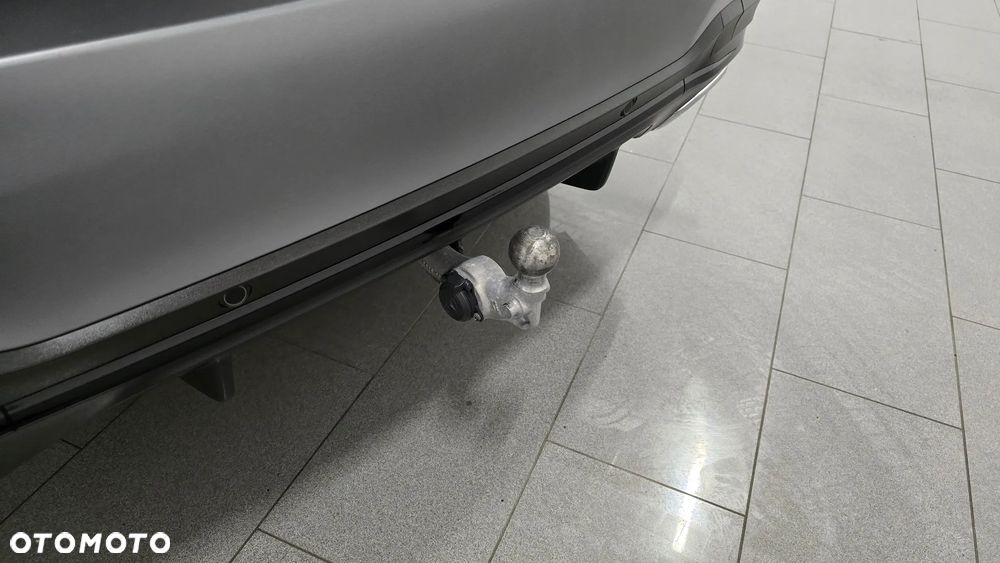 Mercedes-Benz GLC 300 d 4Matic 9G-TRONIC AMG Line Plus - 13