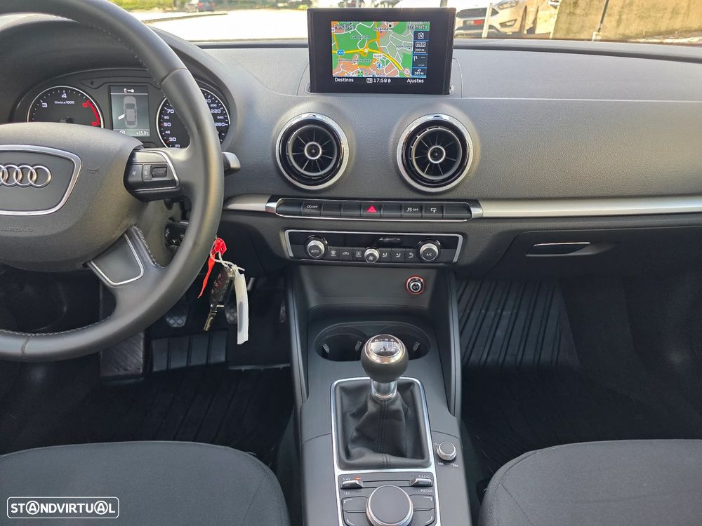 Audi A3 Limousine 1.6 TDI Sport - 9