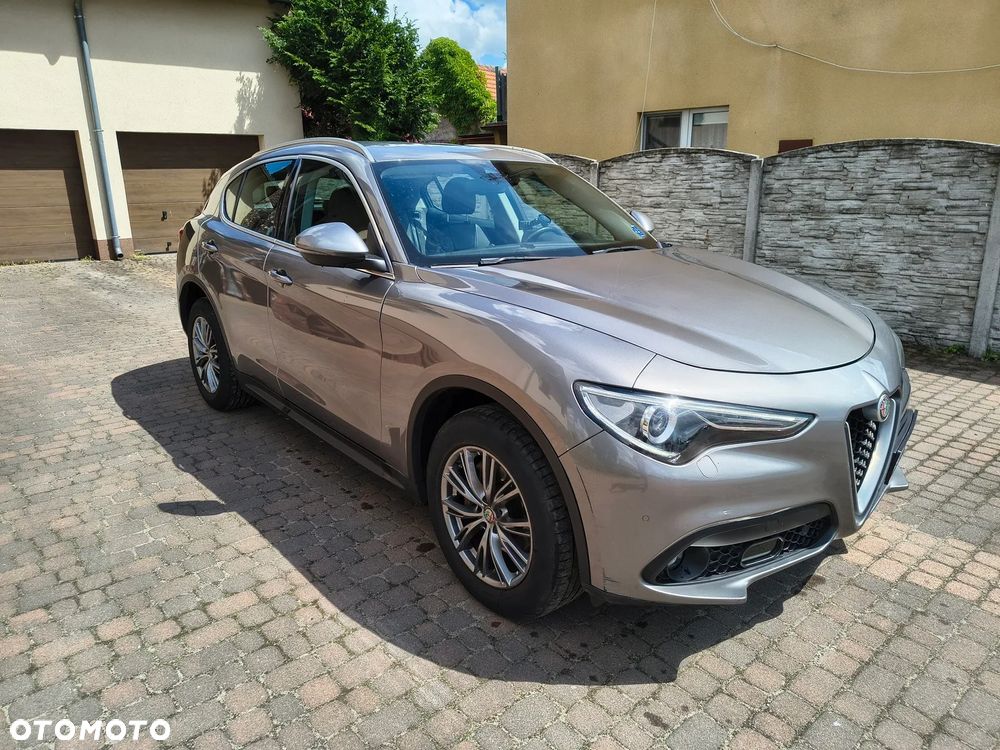 Alfa Romeo Stelvio - 3