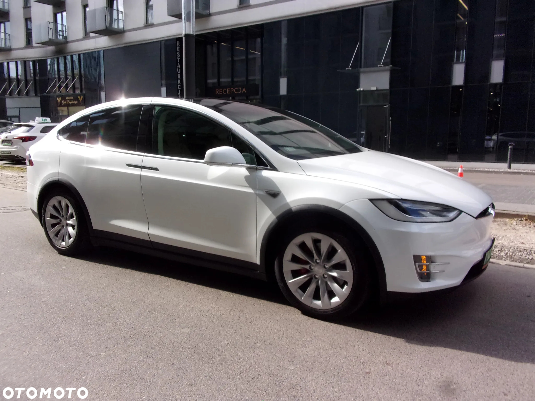 Tesla Model X Performance - 40
