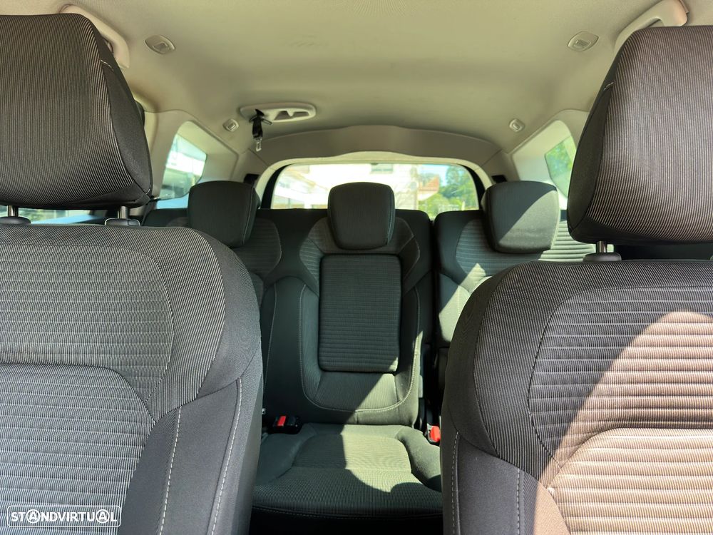 Renault Grand Scénic dCi 110 FAP EDC Dynamique - 9