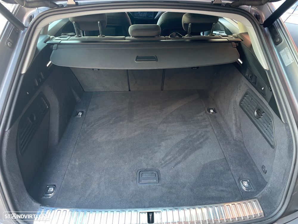 Audi e-tron 55 quattro Advanced - 31