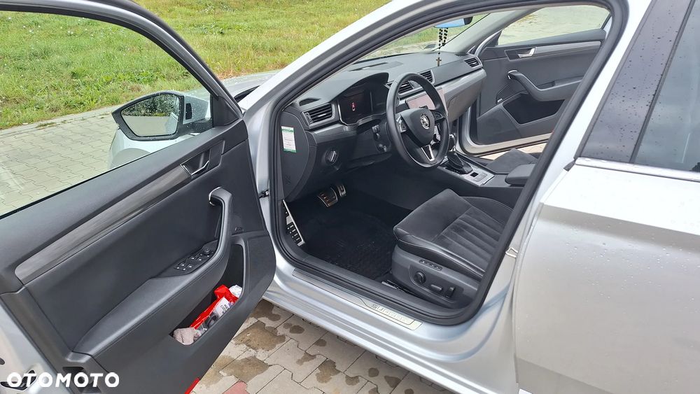 Skoda Superb 2.0 TDI SCR 4x4 Style DSG - 24