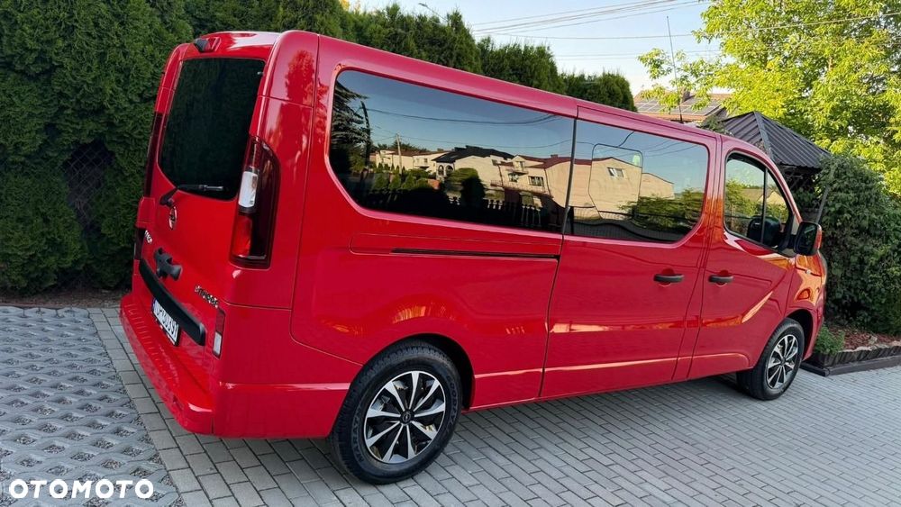 Opel Vivaro L2H1 2,9t Elegance Premium - 4