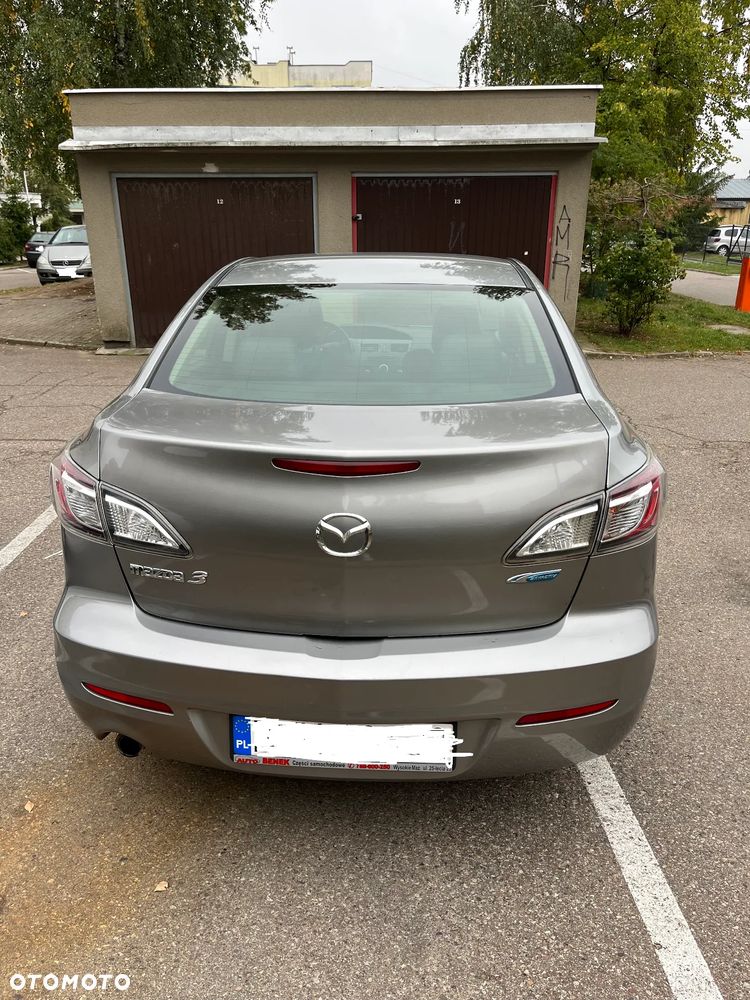 Mazda 3 - 4