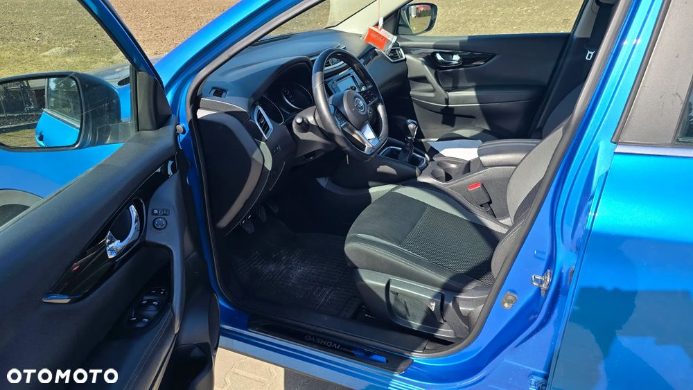 Nissan Qashqai 1.3 DIG-T Visia - 10