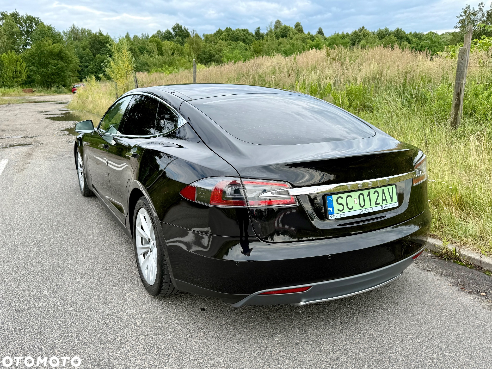Tesla Model S 85 D - 3