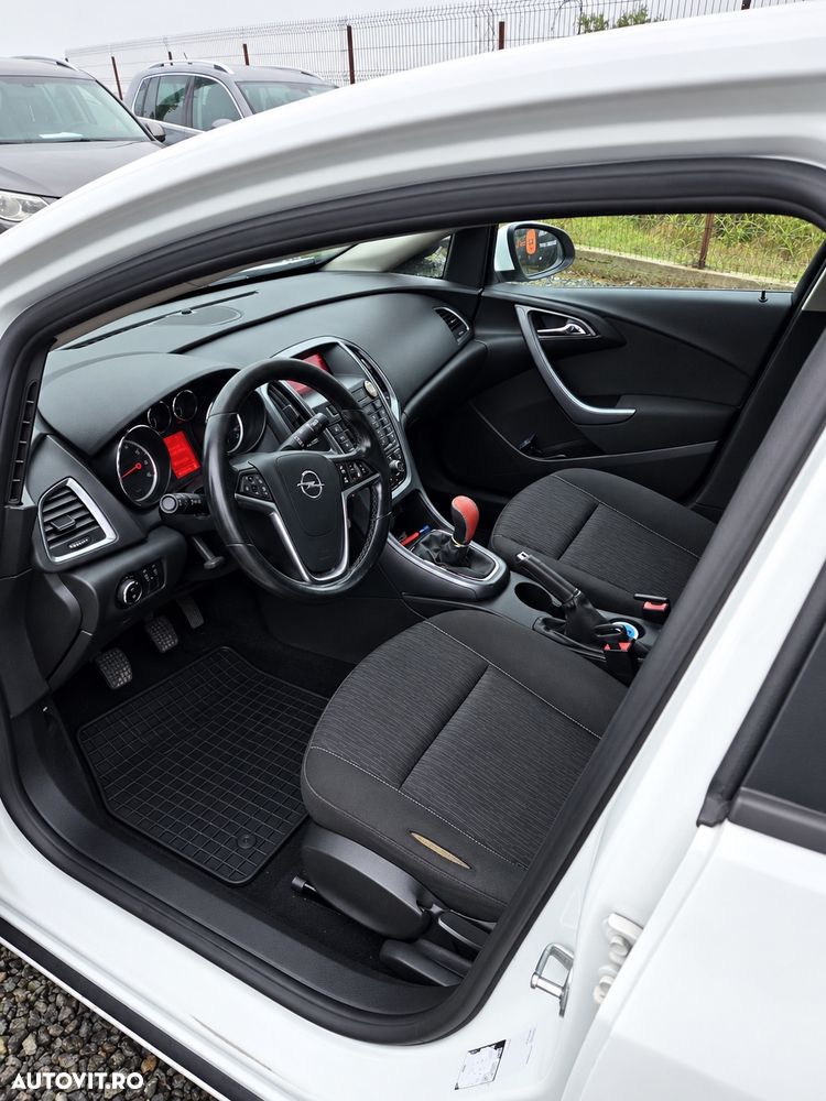 Opel Astra - 9