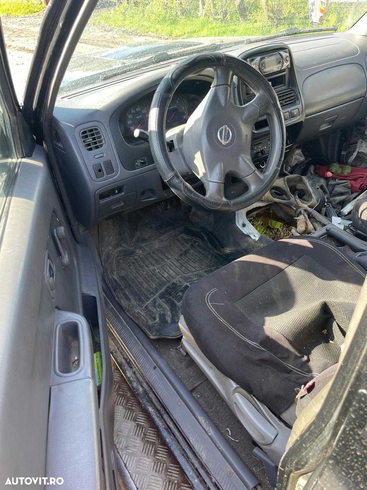 Dezmembrez Nissan Navara D22 , NP300  2.5 Diesel 1998-2010 - 2