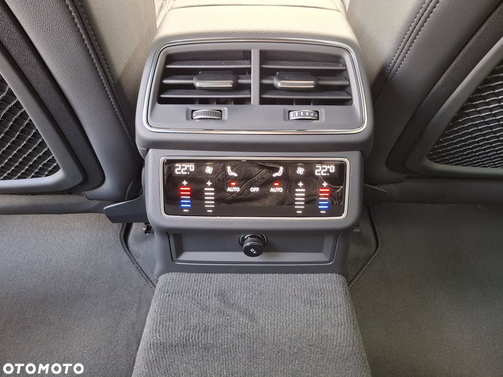 Audi A6 - 24