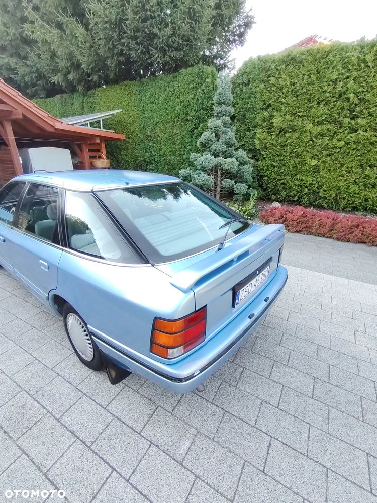 Ford Scorpio - 10