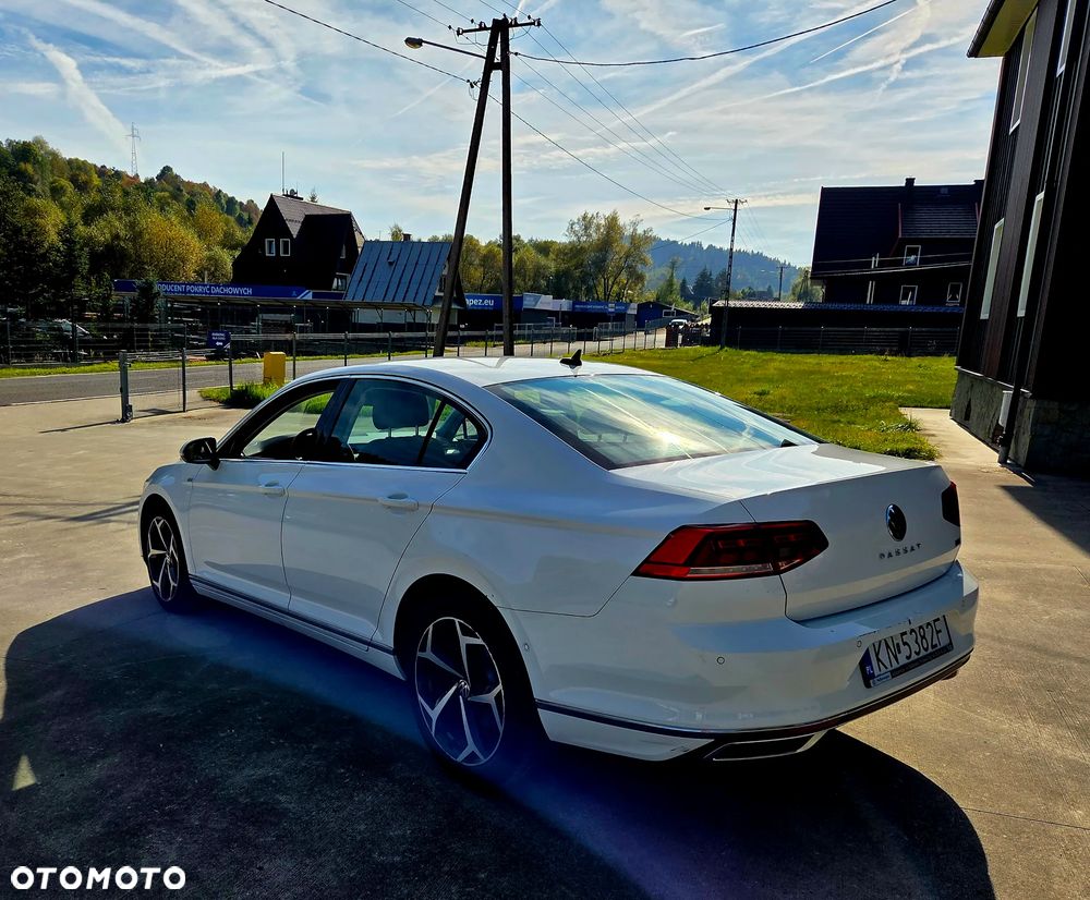 Volkswagen Passat - 5