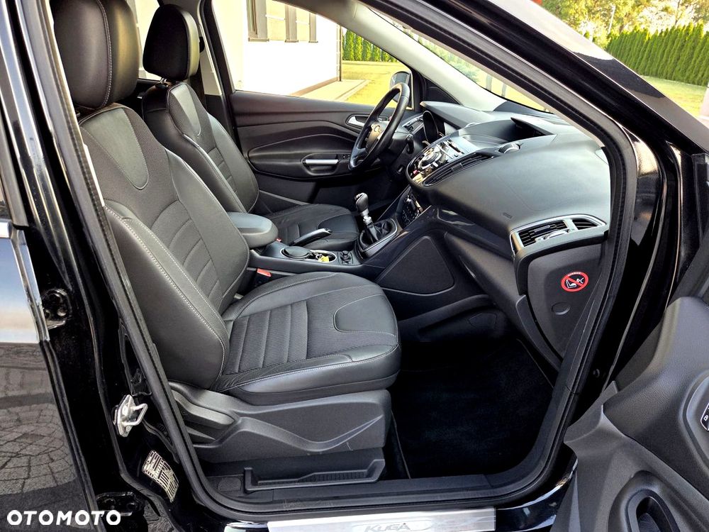 Ford Kuga - 17