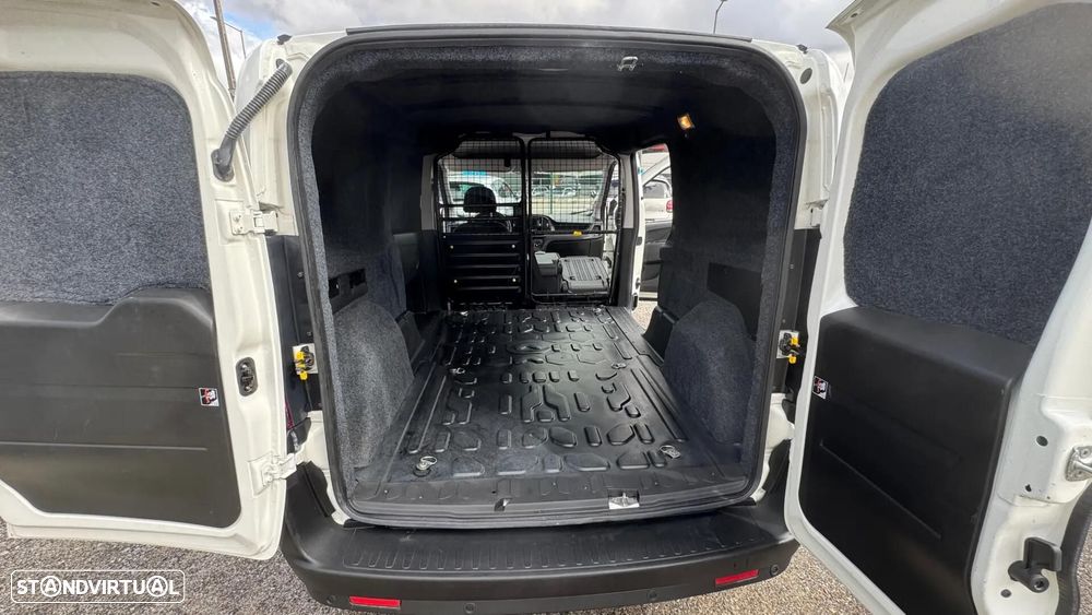 Fiat Doblo 1.3 Multijet Maxi 3 lug. - 23
