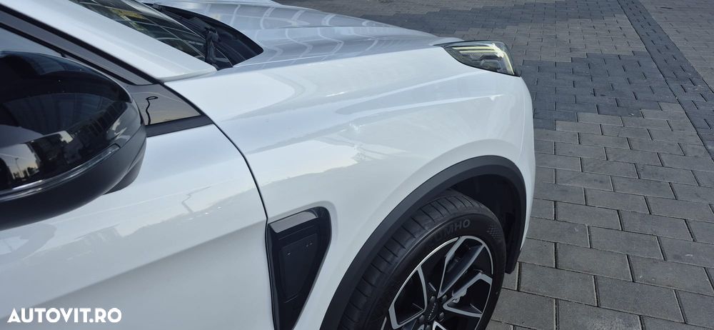 Lynk&Co 01 - 2