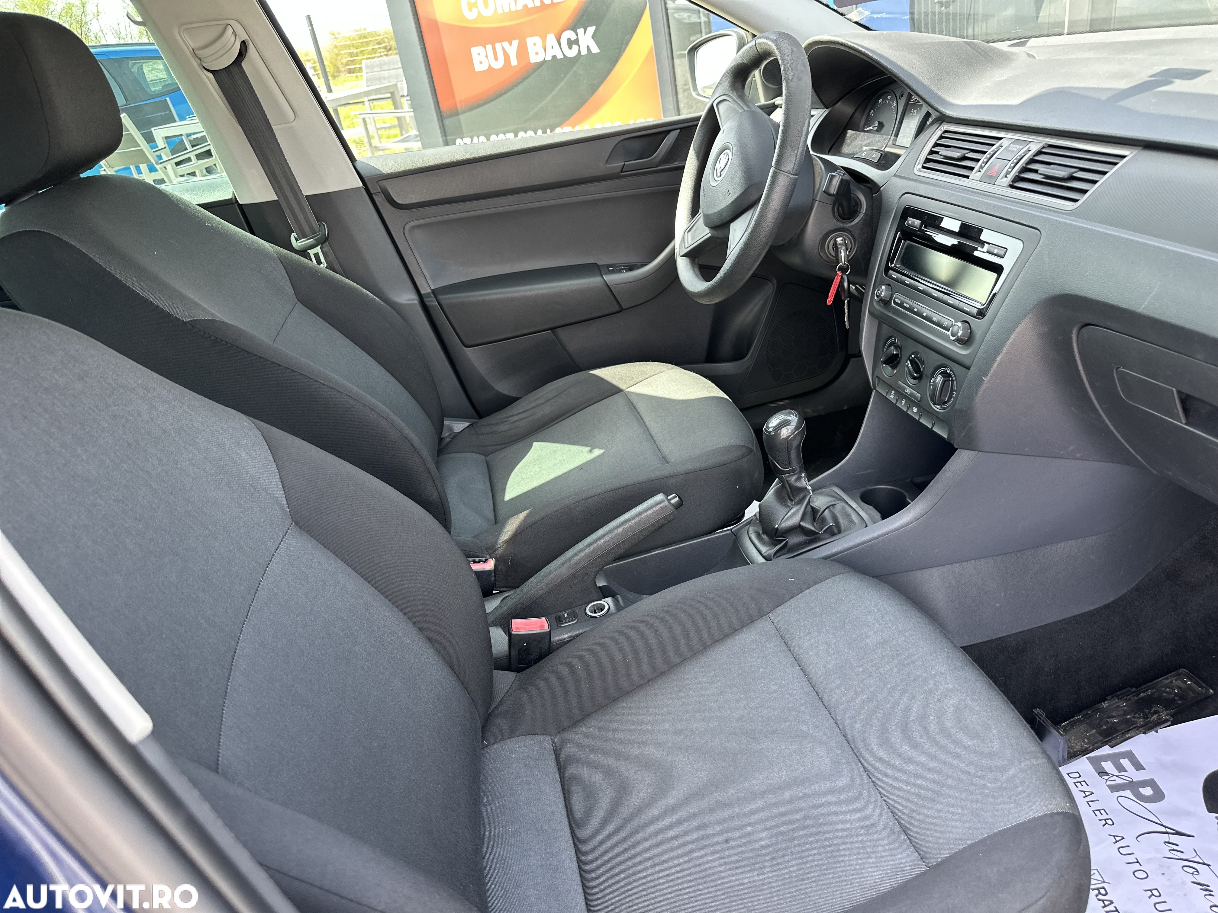 Skoda RAPID 1.2 MPI Active - 6
