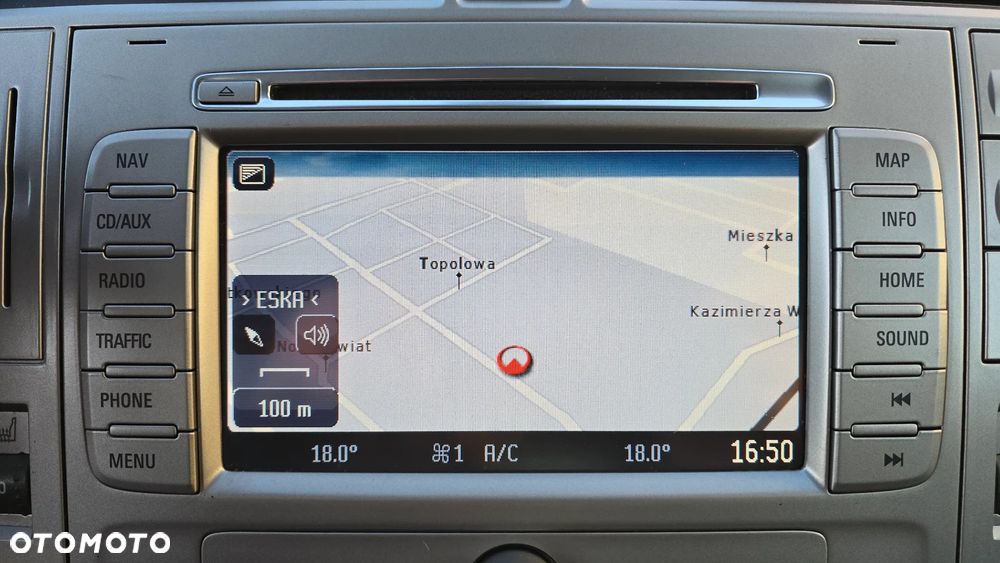 Ford Kuga 2.0 TDCi 2x4 Titanium - 17