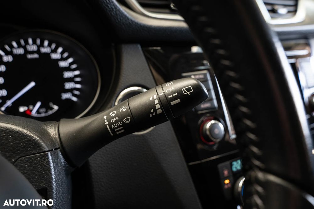 Nissan Qashqai 1.7D 150CP ALL MODE 4X4-I X-TRONIC Tekna - 21