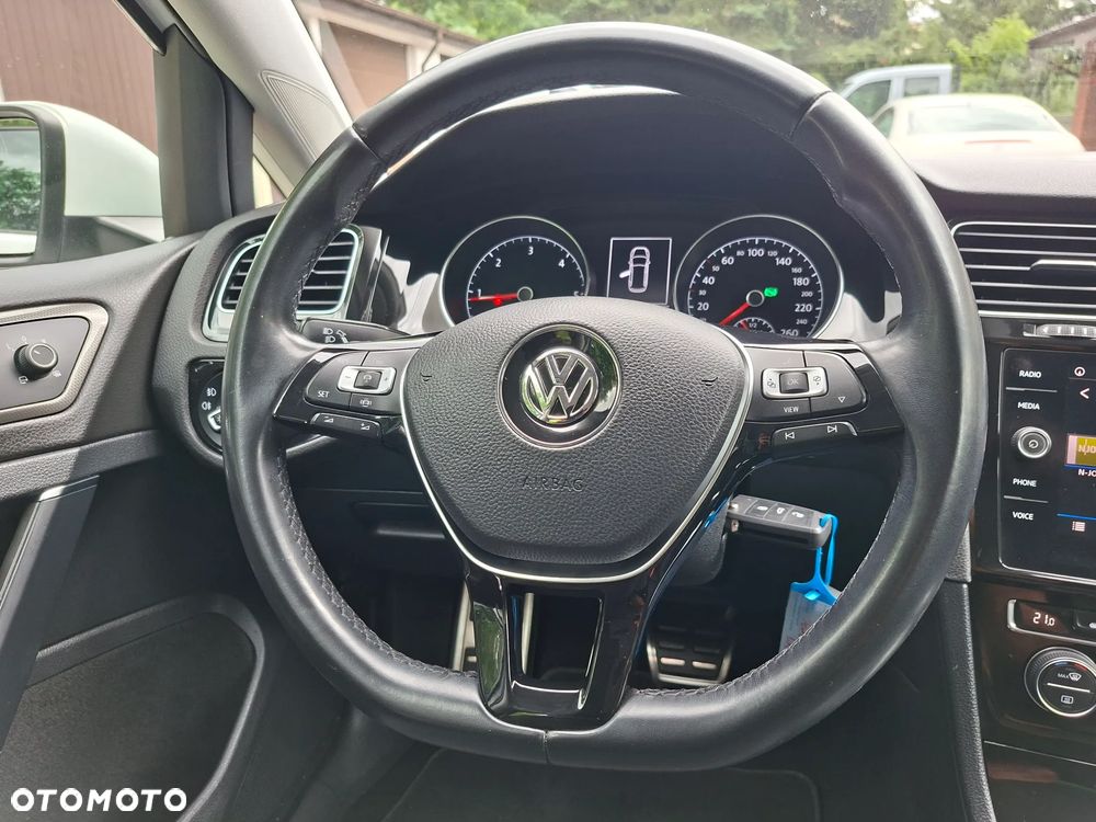 Volkswagen Golf 1.6 TDI DSG Join - 18