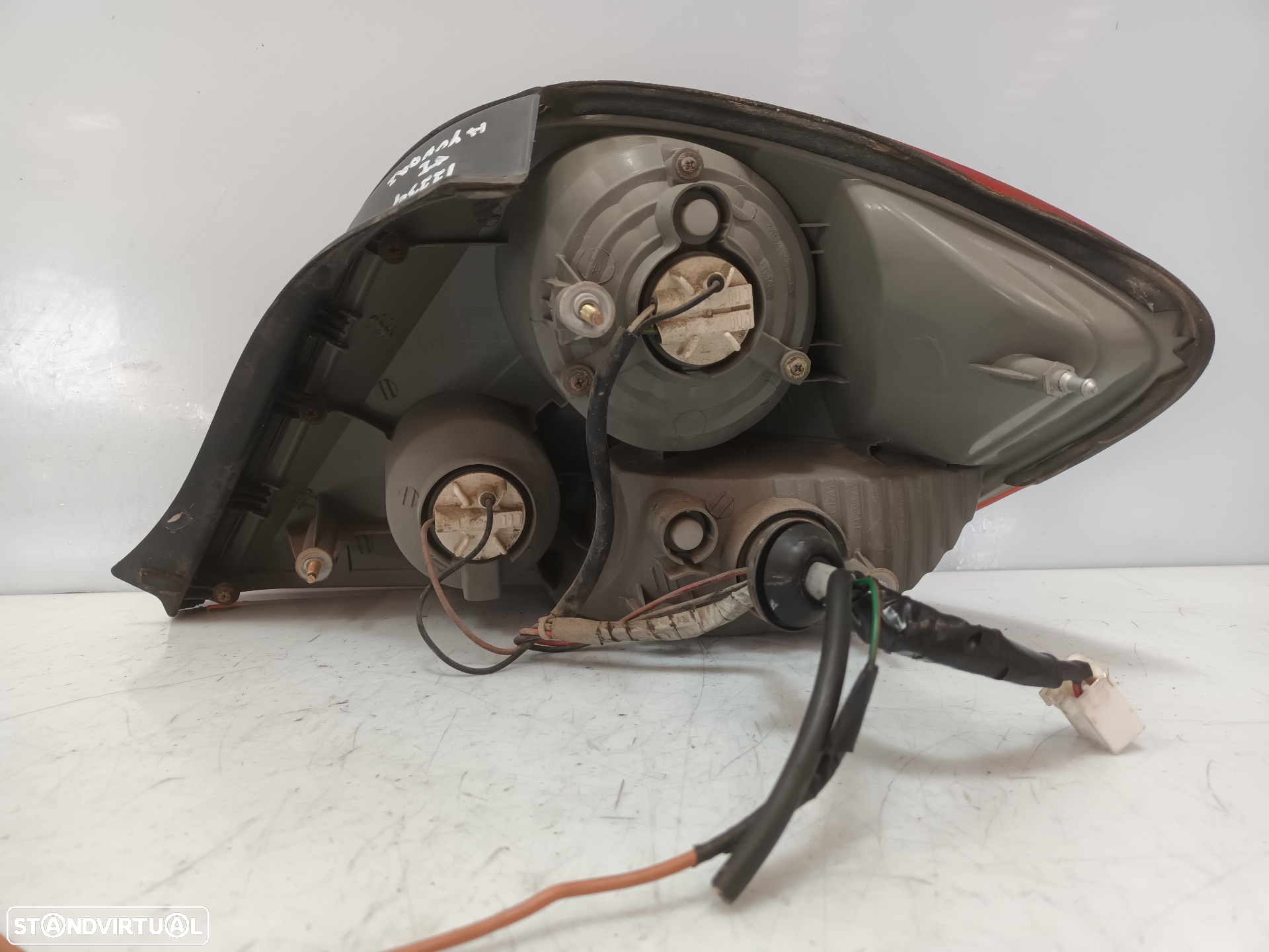 FAROLIM TRASEIRO ESQUERDO HYUNDAI COUPE 2002 REFª: 924012CXXX - 4