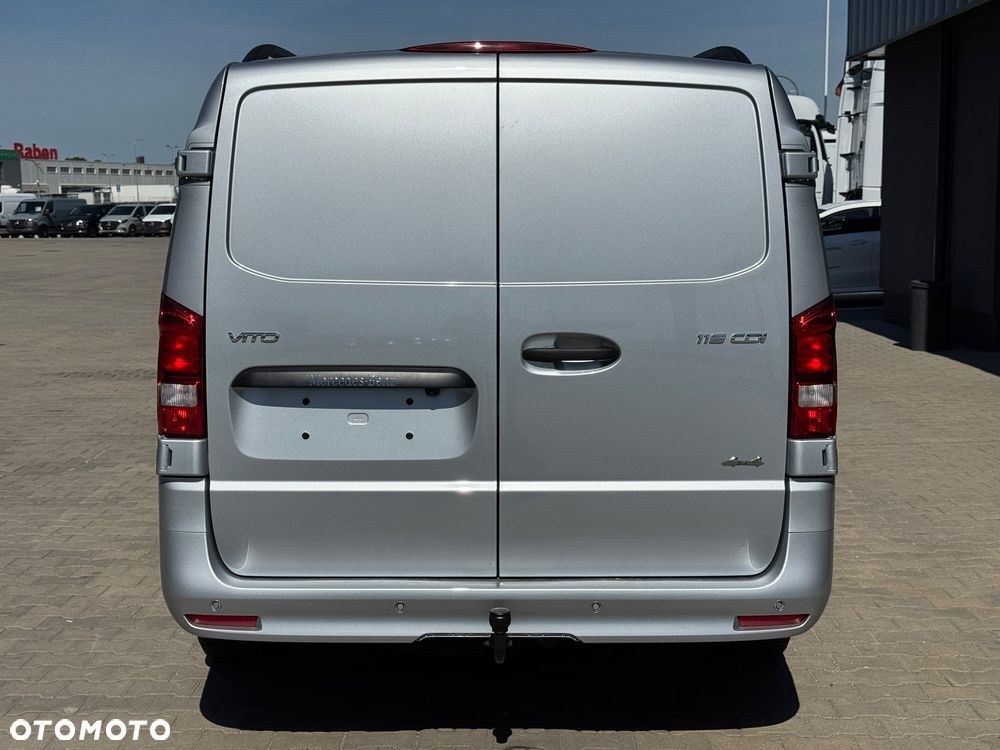 Mercedes-Benz Vito - 8