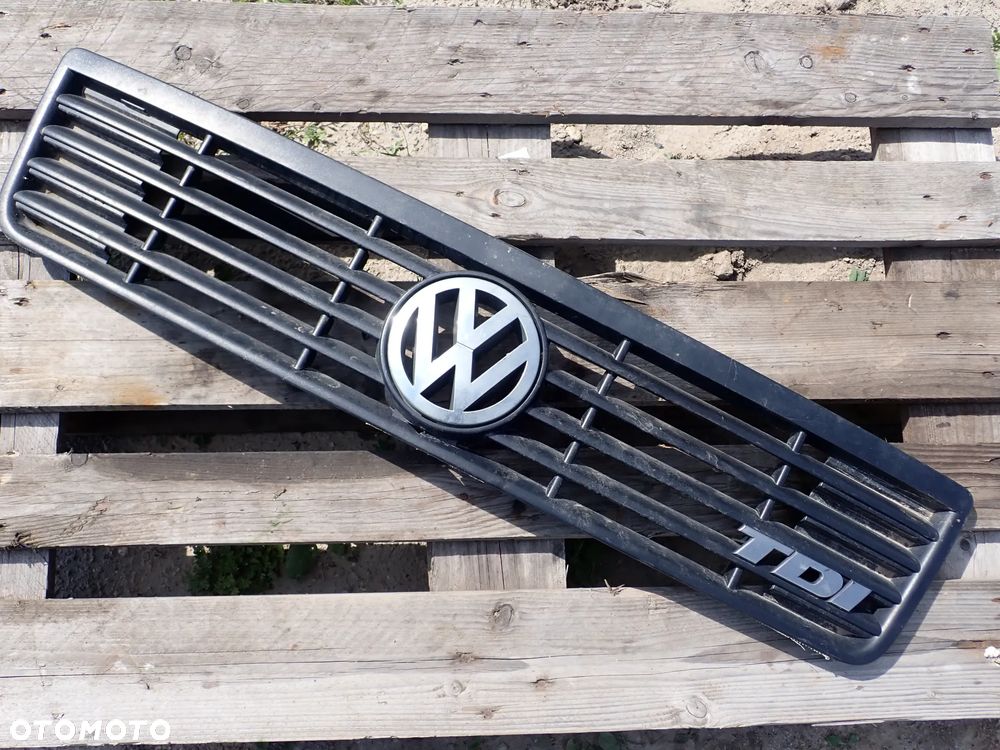 VOLKSWAGEN LT 35  CZĘŚCI- FOTELE, GRILL, PANEL, NAGRZEWNICA, KIEROWNICA, RURA, PEDAŁY, SERWO, MECHANIZM SZYBY, WYCIERACZKI PRZEDNIE, PODNOŚNIK- WSZYSTKO W ZESTAWIE - 4