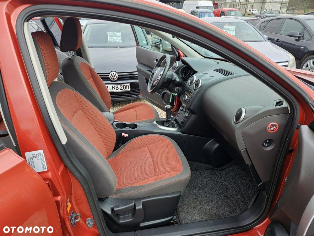 Nissan Qashqai - 10