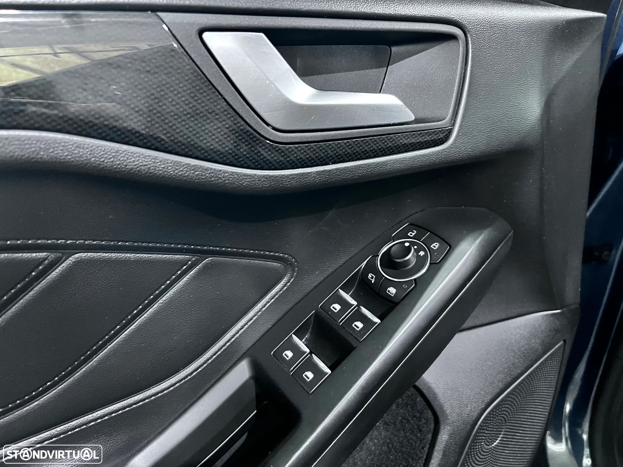 Ford Focus SW 1.0 EcoBoost MHEV ST-Line - 9