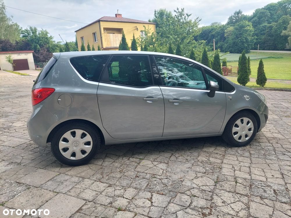 Opel Meriva - 14